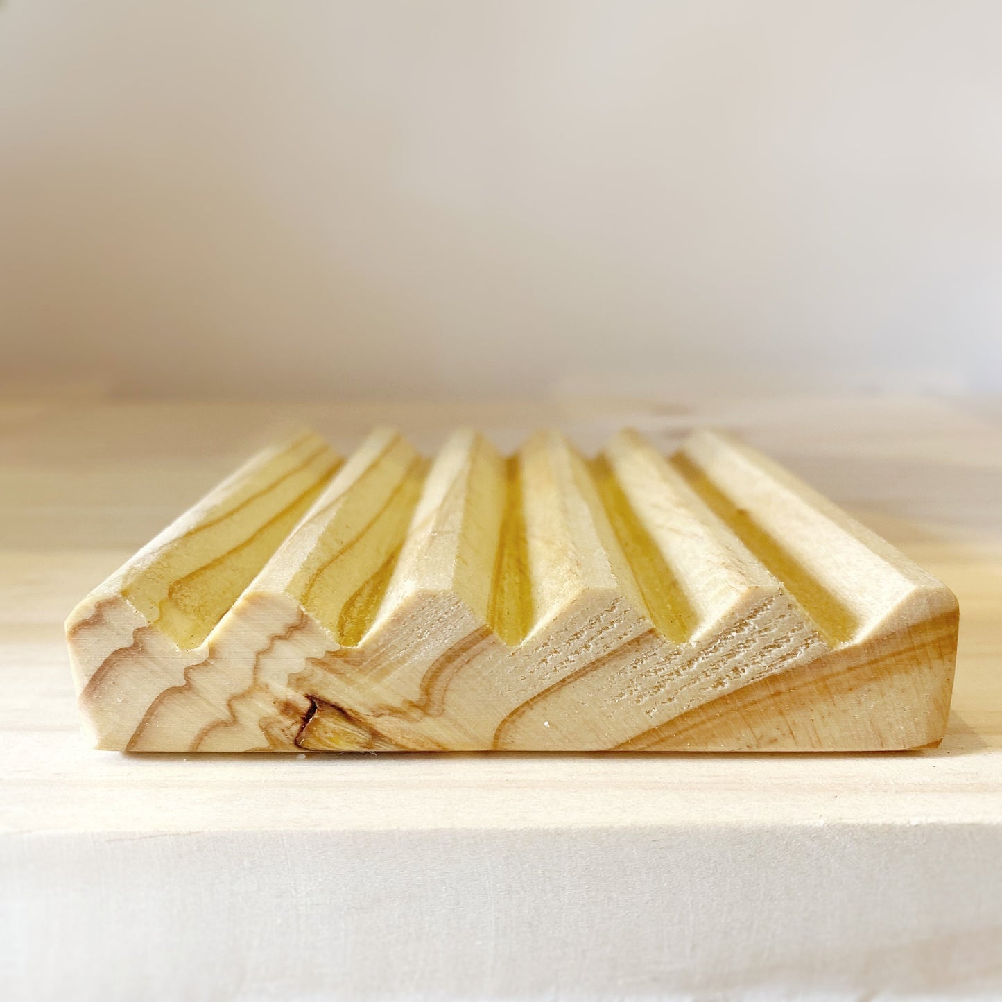 Jabonera de Madera de Pino